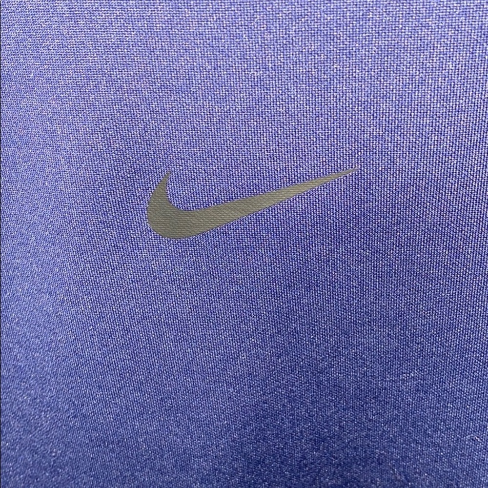 Nike sweater - Picture 2 of 3